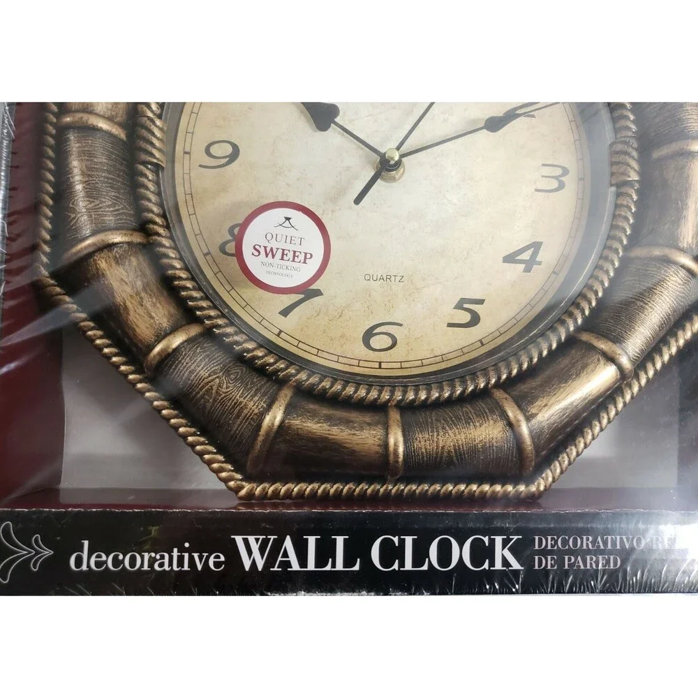 Plastic Decorative Wall Clock, 12